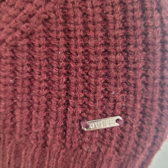 Guess burgundy cut out shoulder sweater-Medium - Picture 7 of 7
